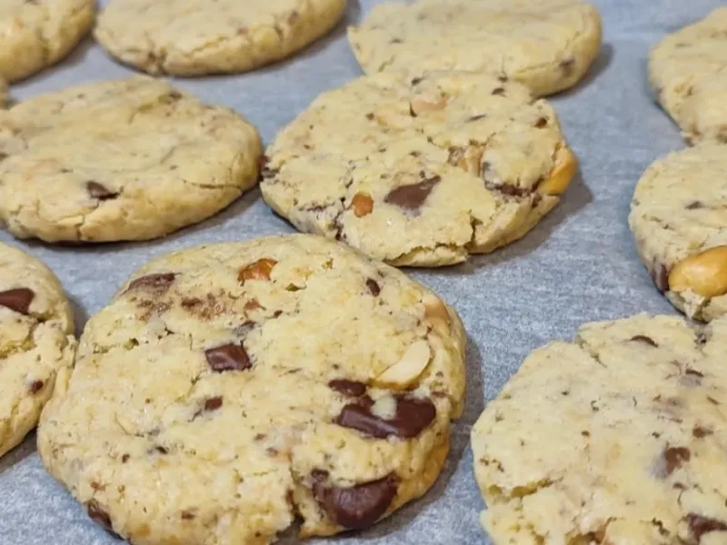 کوکی های آمریکایی / من این کوکی های آمریکایی خوشمزه را در خانه زیاد درست میکنم