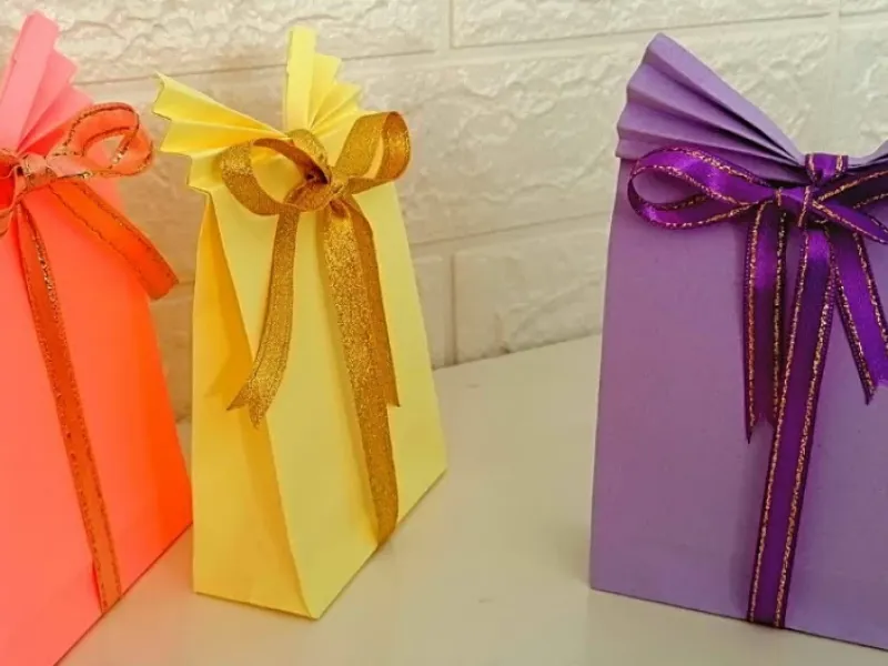 چگونه یک پاکت هدیه زیبا با کاغذهای رنگی درست کنیم ؟