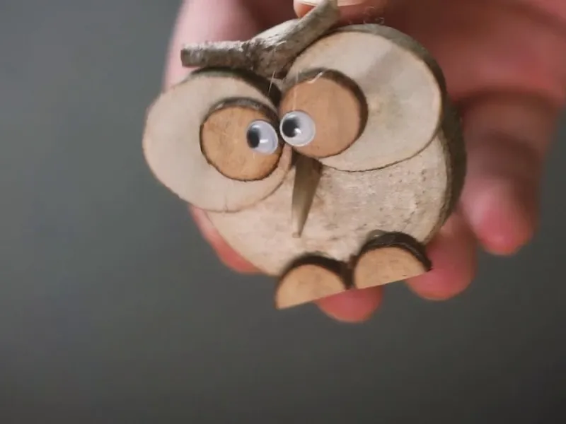 از شاخه های خشک شده گوزن شمالی، جغد و آدم برفی درست کنید!