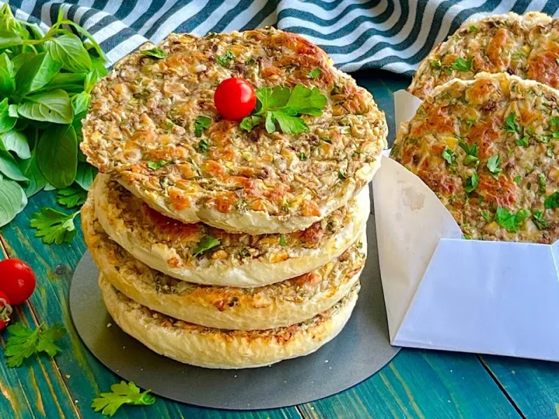 غذای بدون گوشت خوشمزه با نان پیتزایی ساده و آسان!