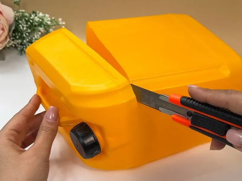 تبدیل بطری پلاستیکی به جای لوازم آرایش خیلی شیک!