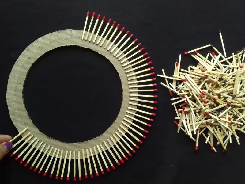 ساخت کاردستی دیواری زیبا با چوب کبریت های ضایعات!