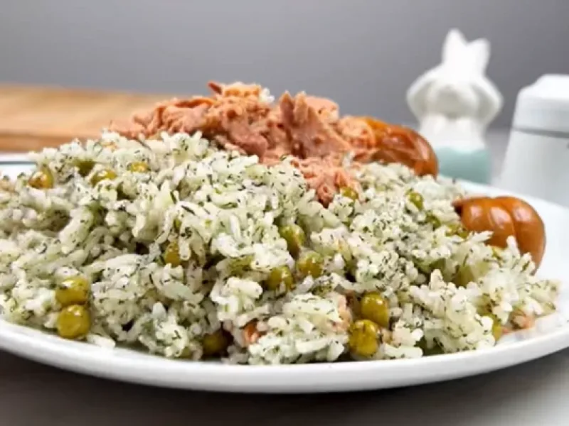 لذت آشپزی : طرز تهیه ی پلو نخود فرنگی و ساده و سریع در بهار!