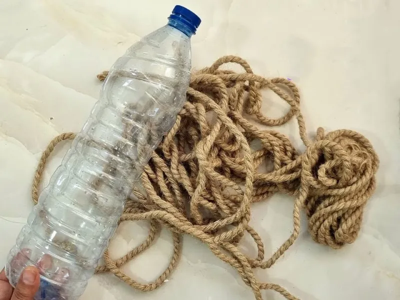 ایده خلاقانه: ساخت جا لیوانی تزئینی با بطری های بازیافتی