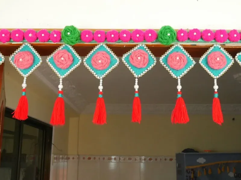 آموزش ساخت کاردستی آویز درب با نخ کاموایی! آموزش ساخت کاردستی آویز درب با نخ کاموایی!