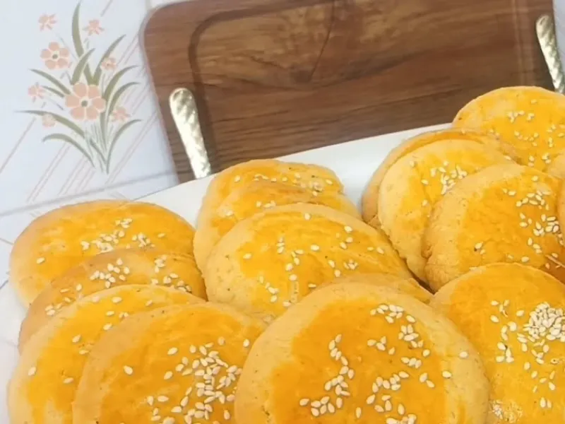 طرز تهیه نون قندی سنتی خوشمزه / با ماست و پودر قند در فر فقط با یه دونه تخم مرغ شیرینی خونگی طرز تهیه نون قندی سنتی خوشمزه / با ماست و پودر قند در فر فقط با یه دونه تخم مرغ شیرینی خونگی