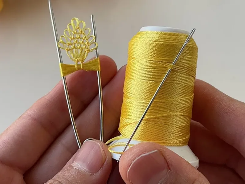 طرز درست کردن مدل توری سوزنی با طرح بادامی با پاپیون روی سنجاق قفلی!