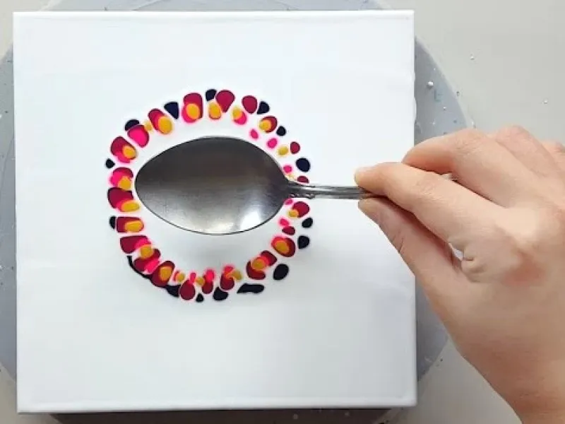 روش رنگ آمیزی گل با قاشق | ایده های نقاشی آسان !