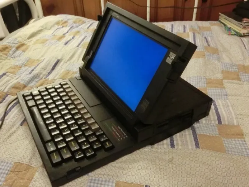 این لپ تاپ سونی در سال 1986 ساخته شده است!