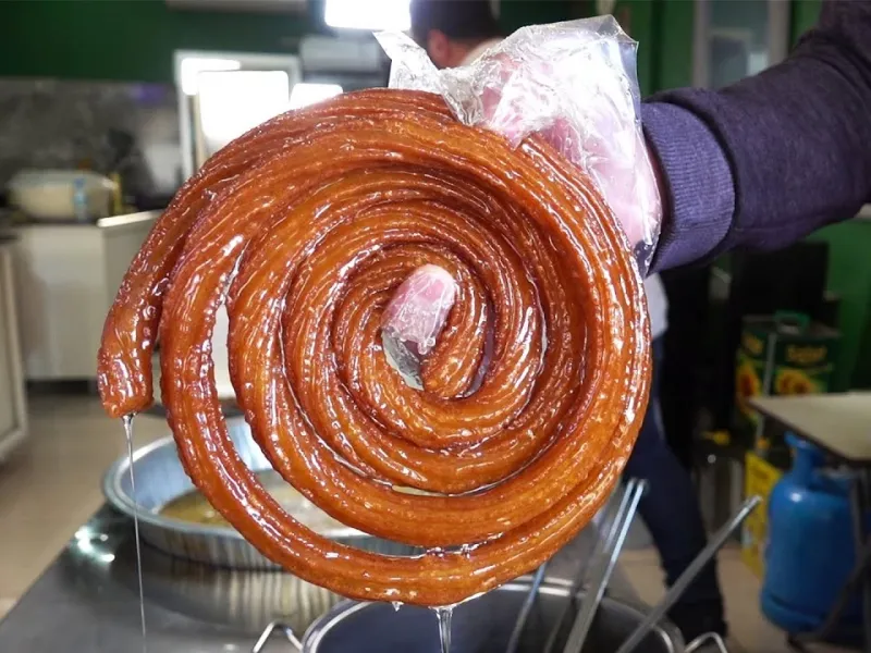 دسر ترکی سرخ شده | همون شیرینی محبوب ماه رمضون خودمونه!