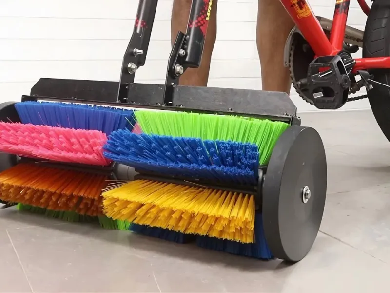 دوچرخه خود را به یک جاروی خیابانی تبدیل کنید!