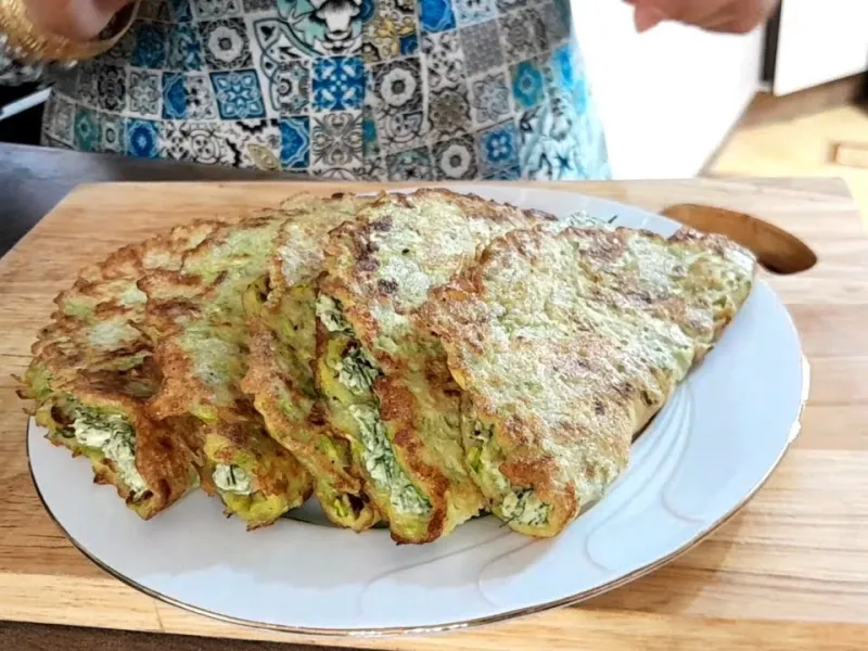 دخترم میگه اگه 7 روز هفته این غذا روبپزم،تکراری نمیشه و بازم عاشقشه!بدون گوشت و 1000بار خوشمزه تر!