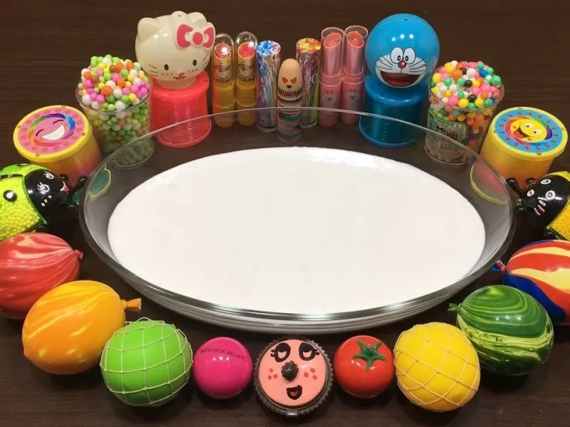 مخلوط کردن چیزهای تصادفی در اسلایم!