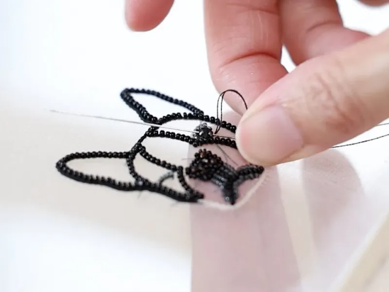 تکنیک گلدوزی لونویل هنر دستی فرانسوی!