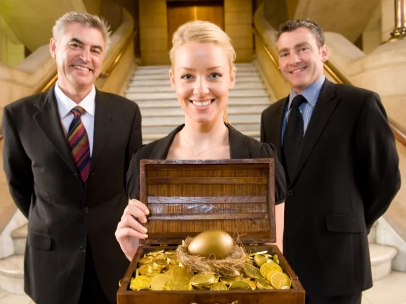 چی از طلا، طلاتره؟! قبل از اینکه دیر بشه سرمایه گذاری رو یاد بگیر